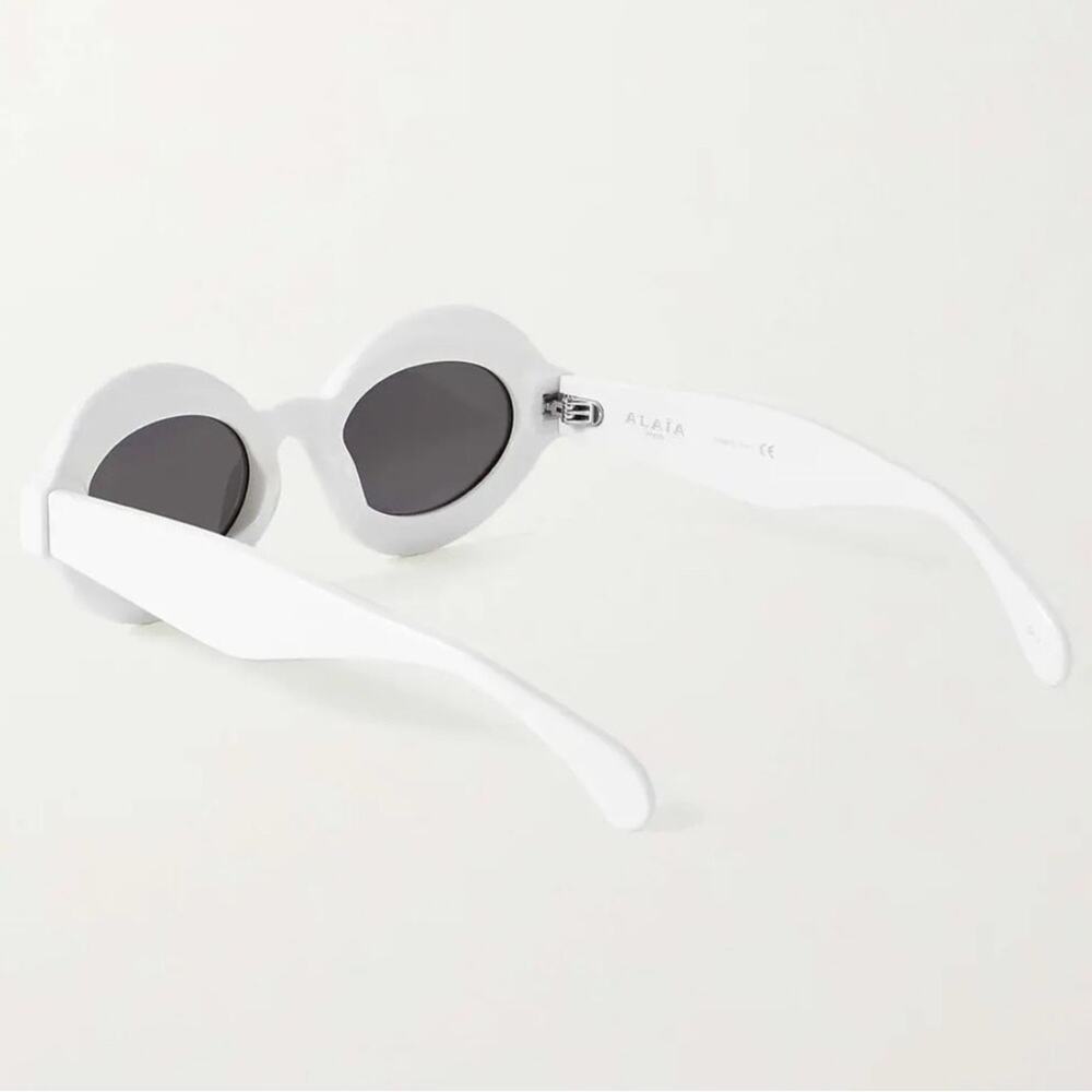 New! Alaïa White Oval Sunglasses AA0059S 002, Authentic - Picture 12 of 16